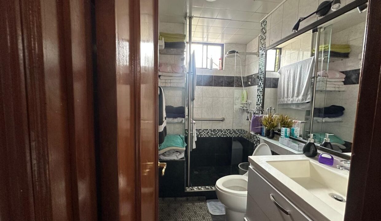 WhatsApp Image 2025-09-29 at 3.04.16 PM